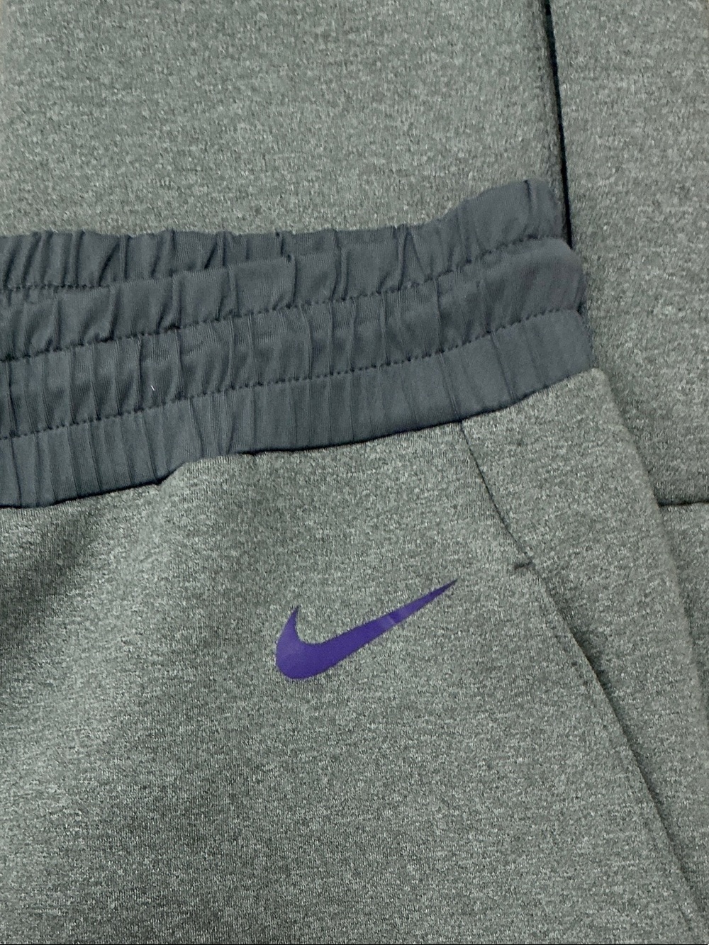 Nike Men’s LSU Charcoal Gray Sweatpants - Picture 3 of 5